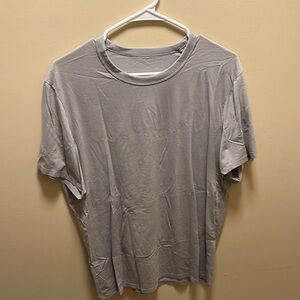Lululemon Fundamental Tee - L - Light Gray